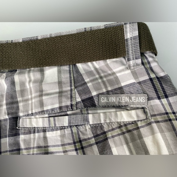 Cargo Shorts Green & Grey Plaid Casual Classic Timeless Shorts - Size 34 - Picture 4 of 7